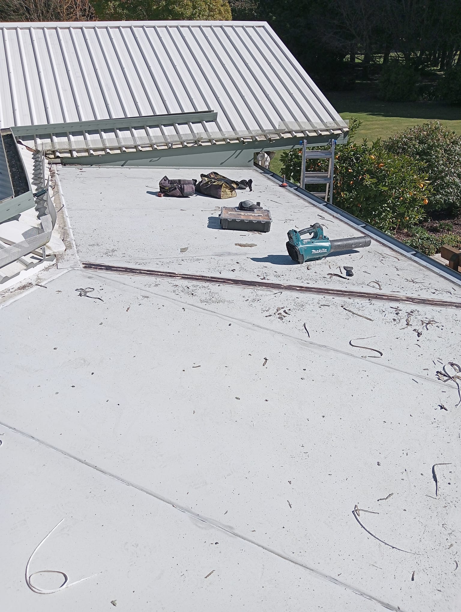 Flat roof before waterproofing
